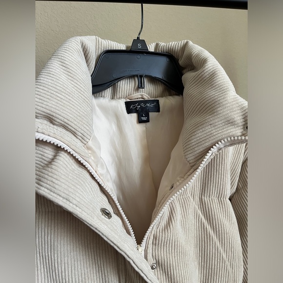 Cream Corduroy Puffer Jacket Drop Shoulder - Picture 7 of 15